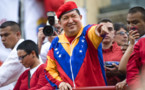 Venezuela: Chavez dépose sa candidature pour la présidentielle