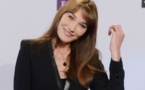 Carla Bruni: la politique s'invite dans son retour à la chanson