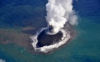Japon: la nouvelle île apparue au sud de Tokyo grossit à vue d'oeil
