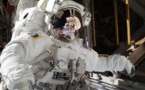 Deux astronautes de l'ISS sortent dans l'espace à la veille de Noël