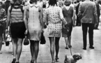 La mini-jupe, scandaleuse des sixties, devenue un basique