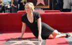 La star du cinéma britannnique Kate Winslet distinguée par l'étoile du Hollywood Walk of Fame