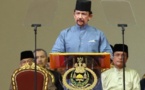 Brunei, sultanat richissime d'Asie du Sud-Est, instaure la charia