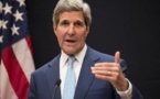 Irak: John Kerry arrive à Bagdad, 23 détenus tués dans une attaque