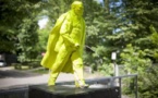 Pologne: à Nowa Huta, Lénine est revenu, fluo et urinant