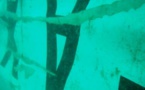 Crash d'AirAsia: la queue de l'avion retrouvée, espoir de localiser une boîte noire