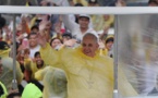 Philippines: le pape dans la tempête auprès des survivants du typhon Haiyan