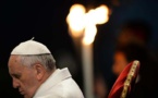 Chrétiens persécutés: le pape et le Vatican haussent le ton contre le "silence complice"