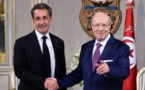 Sarkozy à Tunis pour appuyer "le combat de la civilisation contre la barbarie"