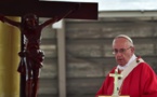 Le pape François honore les martyrs en Ouganda et l'oecuménisme