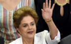 Brésil: Rousseff accuse son vice-président de conspirer pour la destituer